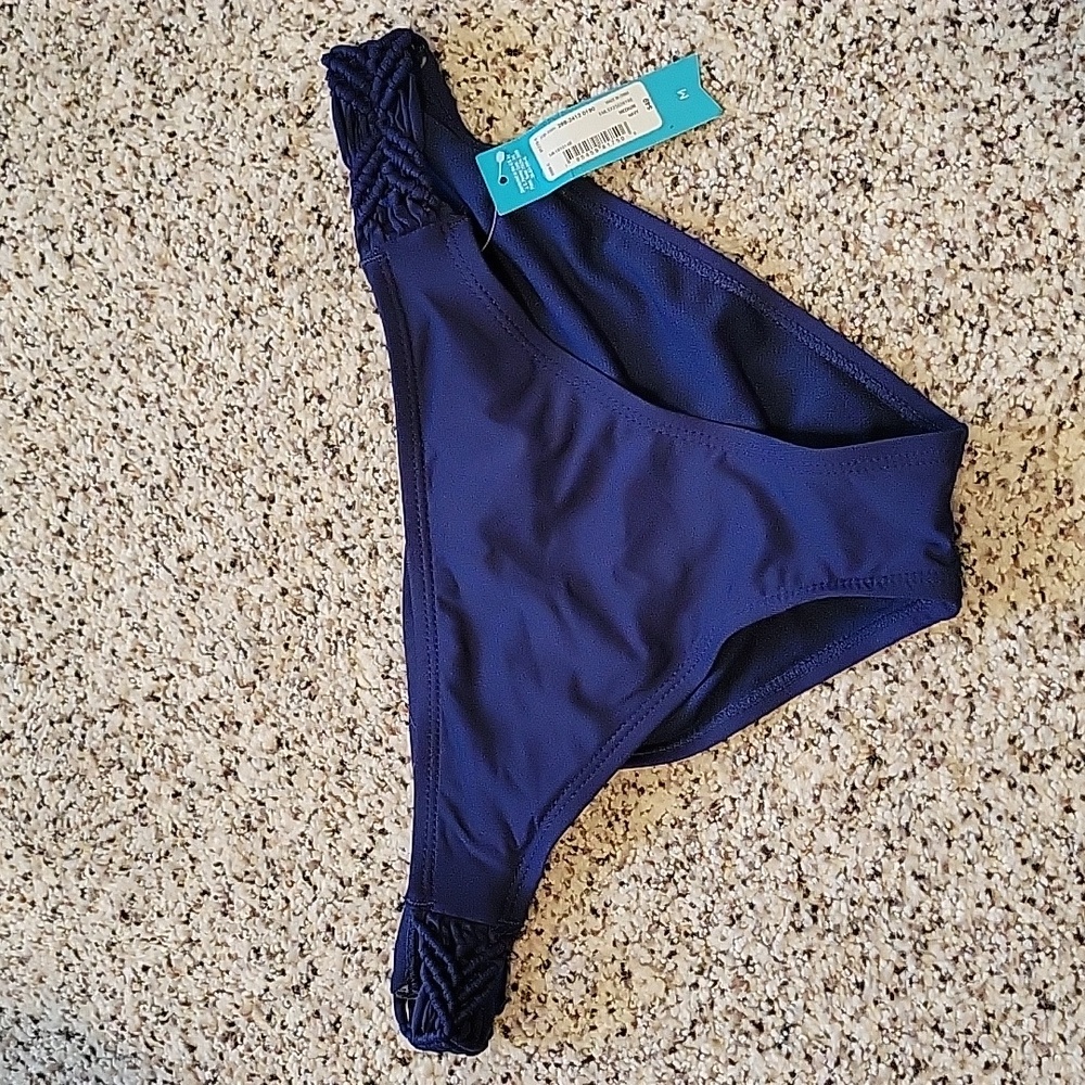 NWT Size M Navy bikini bottoms
